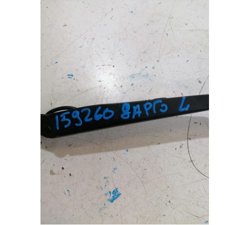 Поводок стеклоочистителя левый, водительский