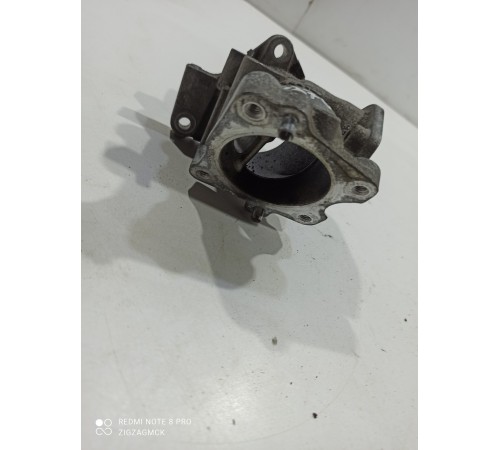 Фланец вентиляции картерных газов