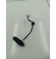 Кнопка открывания багажника