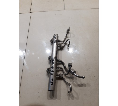 Топливная рампа правая