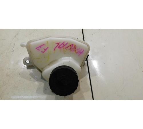 Бачок главного тормозного цилиндра