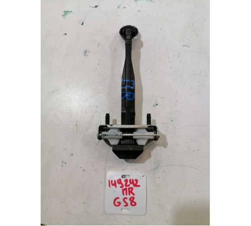 Ограничитель двери передний правый