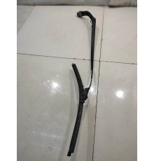 Стеклоочиститель (передний, правый)