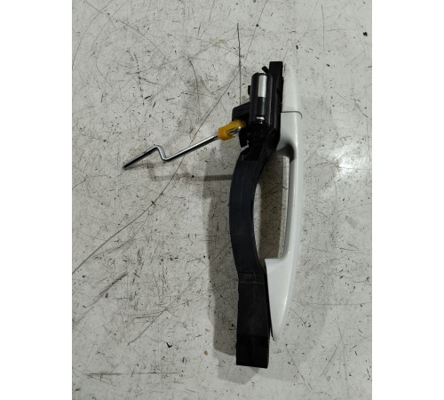 Ручка двери задняя левая