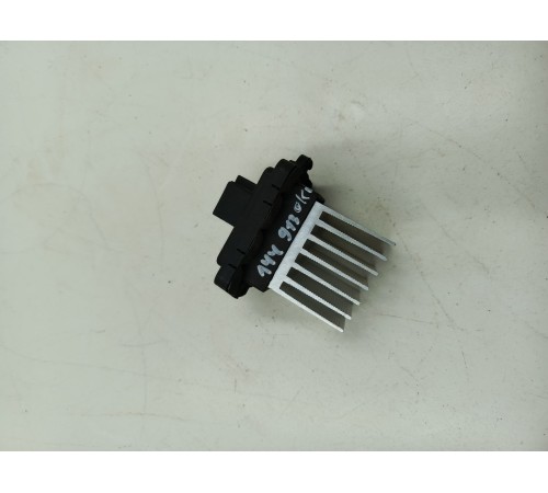 Резистор отопителя (печки)