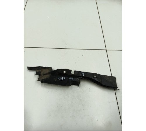 Накладка крыла передняя левая