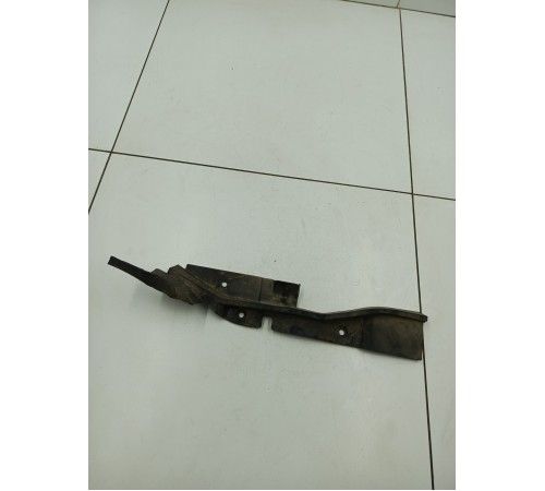 Накладка крыла передняя левая