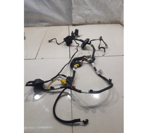 Электропроводка двери (передняя, левая)