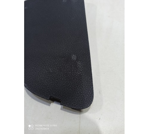 заглушка обшивки двери бангажника правая