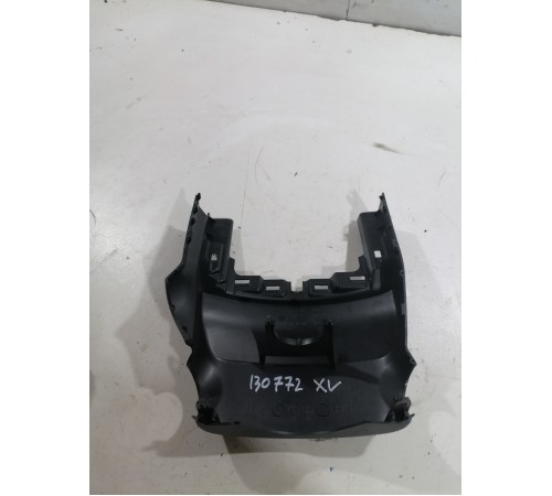 Обшивка рулевой колонки (нижняя)