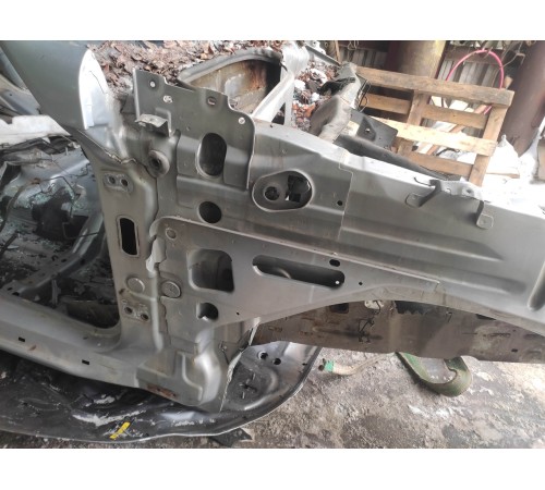 Лонжерон (передний, правый)