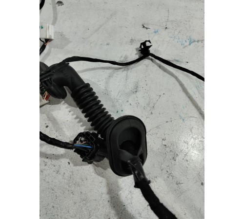 Электропроводка двери задняя правая