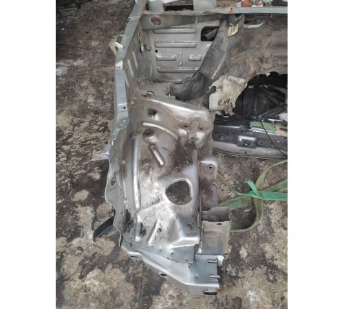 Лонжерон (передний, правый)