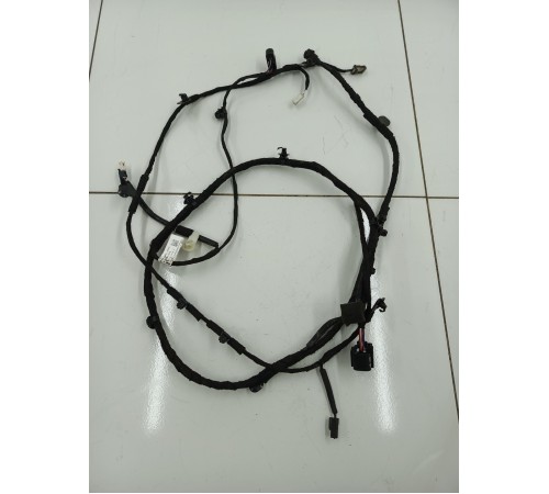 Электропроводка двери крышки багажника