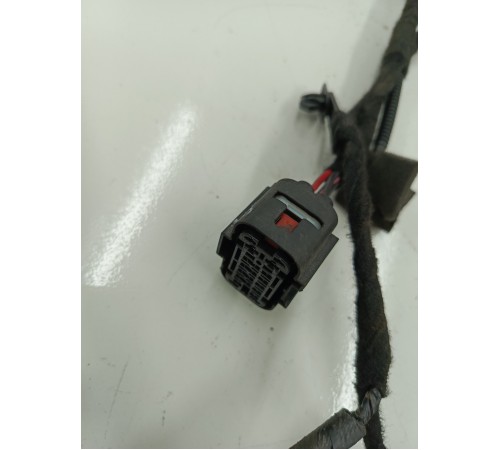 Электропроводка двери крышки багажника