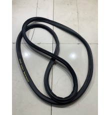 Уплотнитель крышки багажника