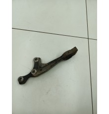 Кронштейн переднего редуктора