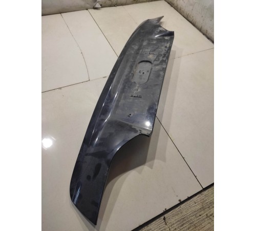 Накладка крышки багажника наружная