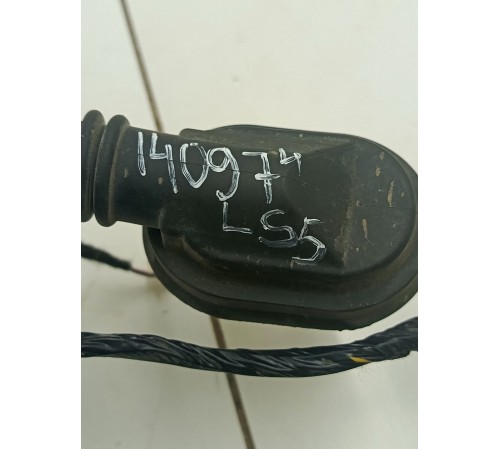 Электропроводка двери передняя левая