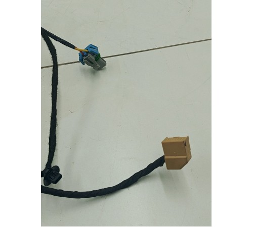 Электропроводка двери передняя левая