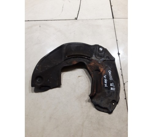 Кожух тормозного диска(передний правый)