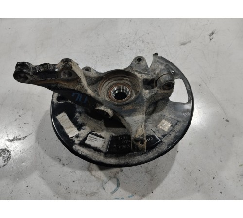 Кулак поворотный передний левый в сборе