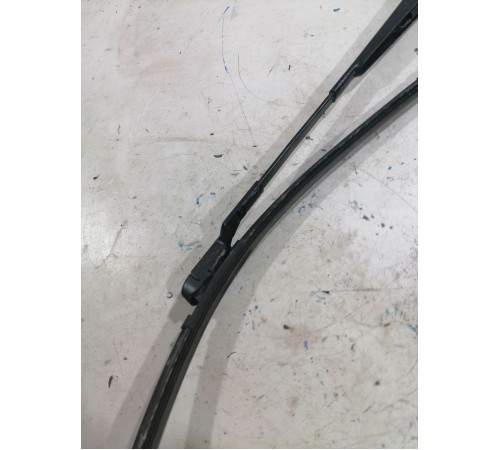 Поводок стеклоочистителя 