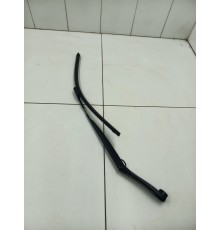 Поводок стеклоочистителя левый