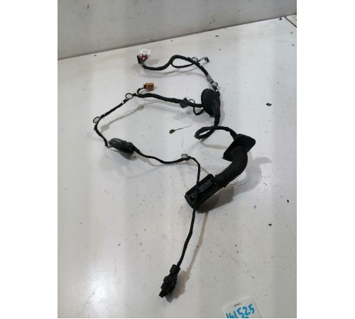 Электропроводка двери задняя правая
