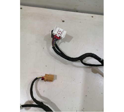 Электропроводка двери задняя правая