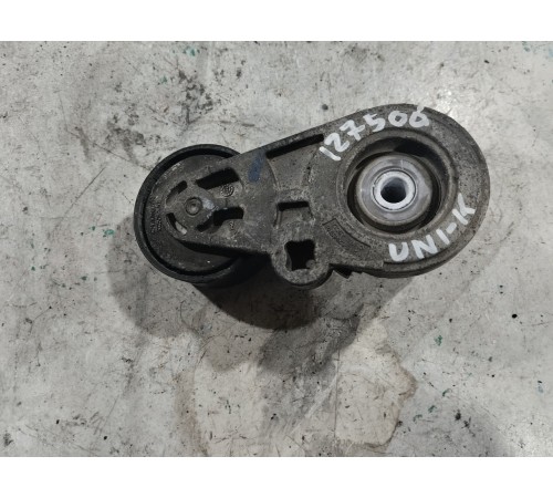 Ролик натяжитель приводного ремня