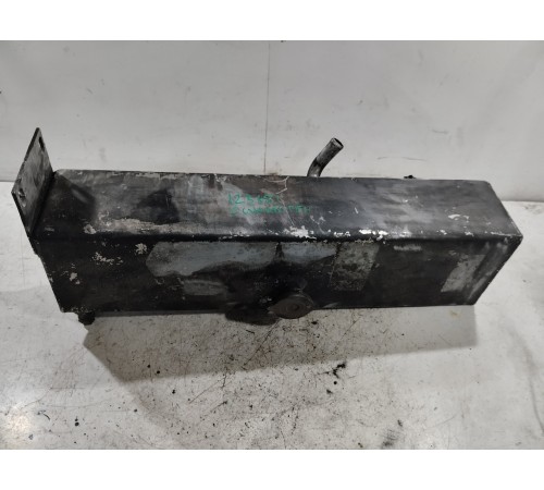 Бачок охлаждающей жидкости