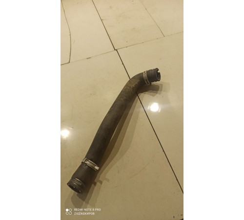 Патрубок радиатора