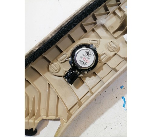 Обшивка стойки передняя левая