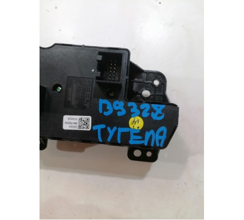 Блок кнопок центральной консоли