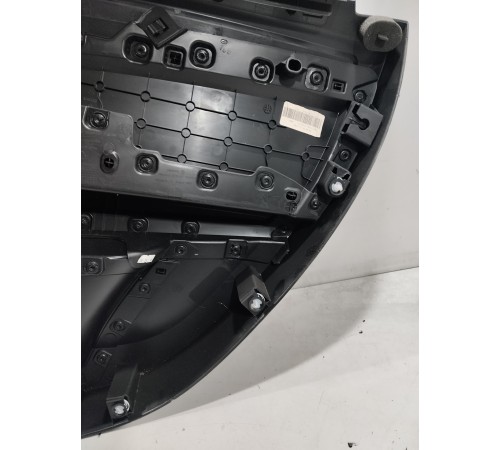 Обшивка двери (задняя левая)