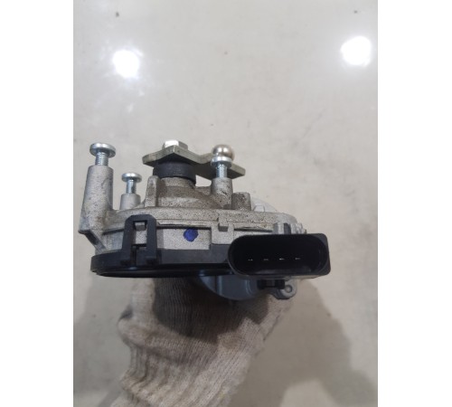 Моторчик стеклоочистителя передний