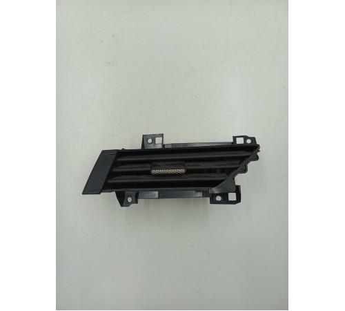 Воздушный дефлектор передний левый