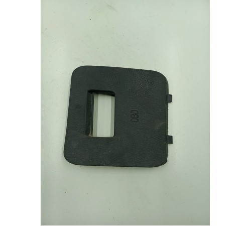 Крышка блока предохранителей