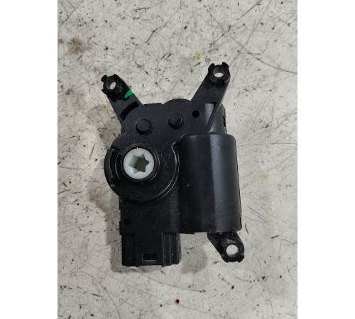 Сервопривод заслонки печки