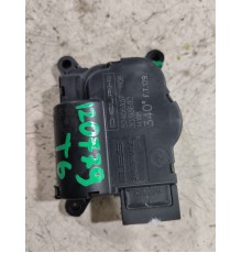 Сервопривод заслонки печки