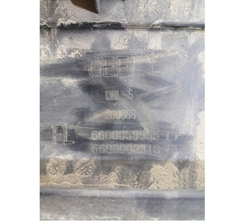 Накладка двери передняя левая нижняя, молдинг