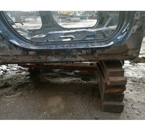 Порог правый