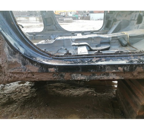 Порог правый