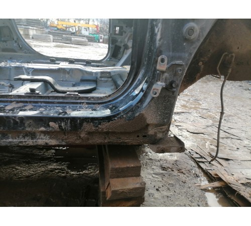 Порог правый