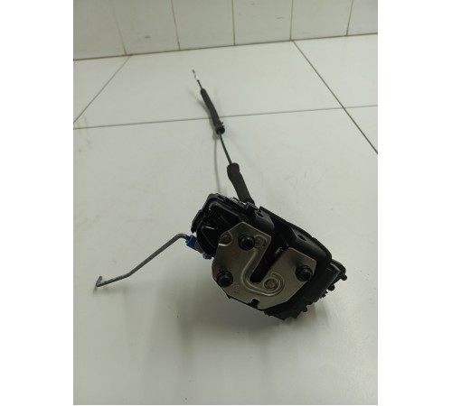 Замок двери задний правый