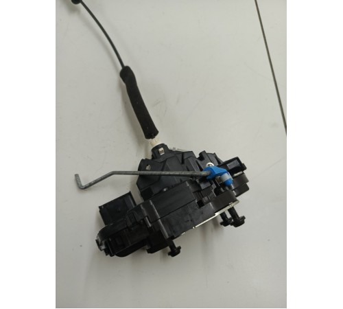 Замок двери задний правый