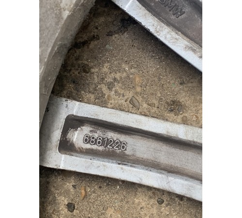 Литой диск R19