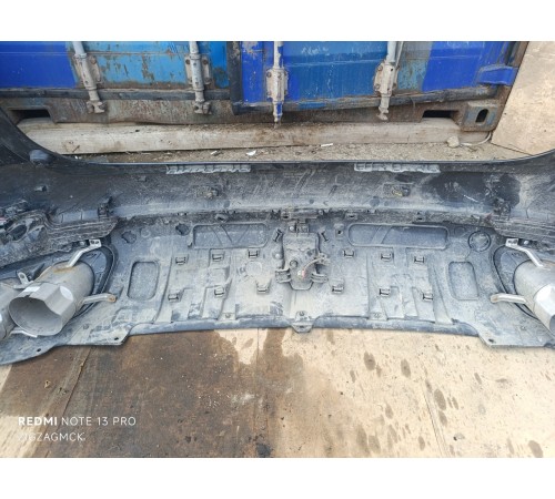 Бампер задний в сборе