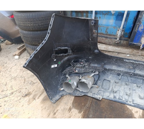 Бампер задний в сборе